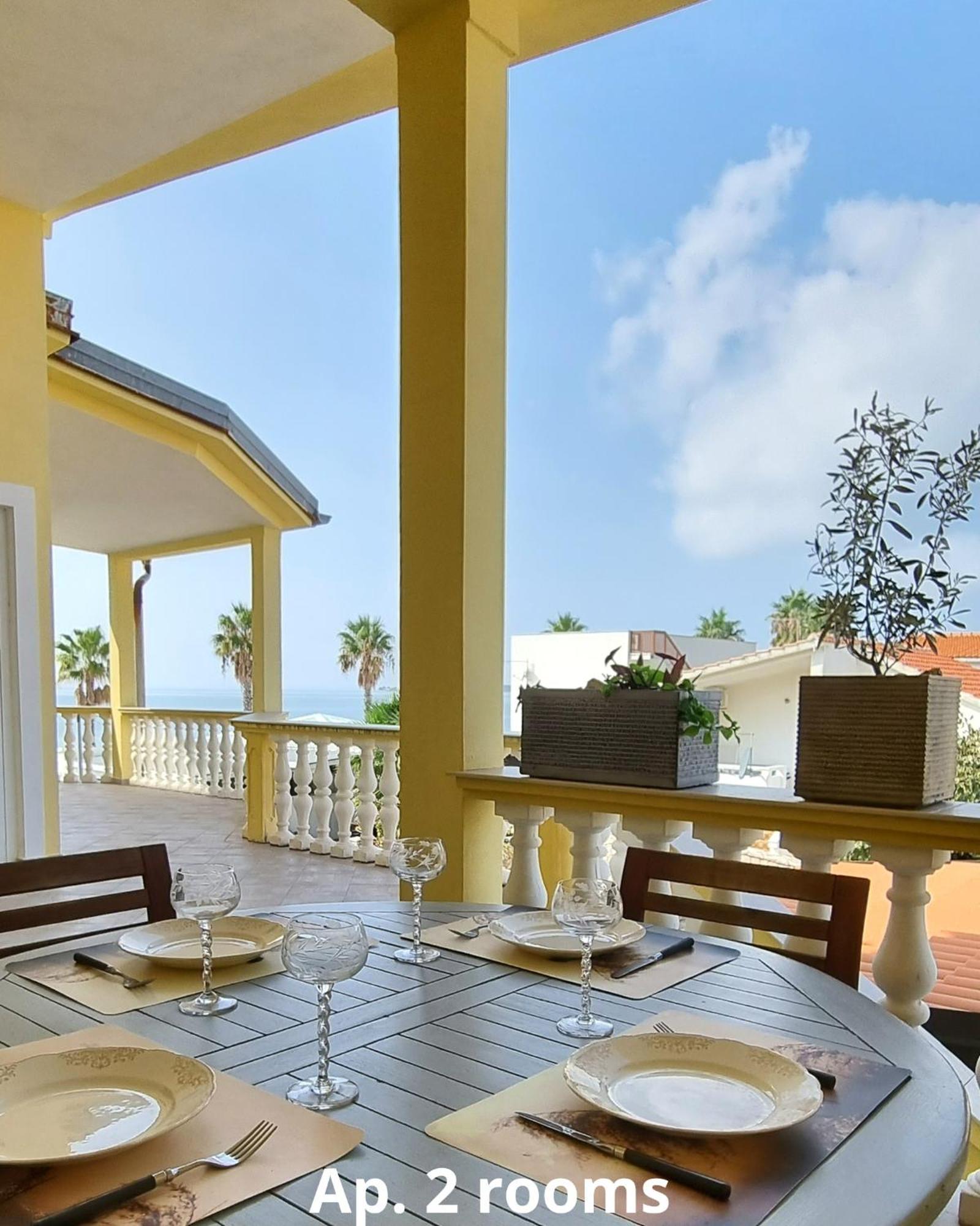 Deby Beach House Vir Exterior foto